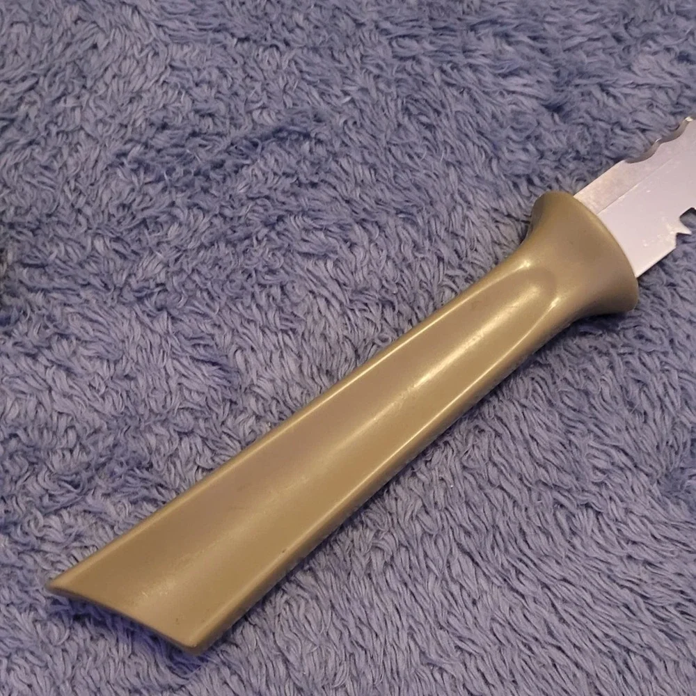 Quikut Vintage Duel Edged Kitchen‎ Knife, Scott & Fetzer, Ohio, c. 1961